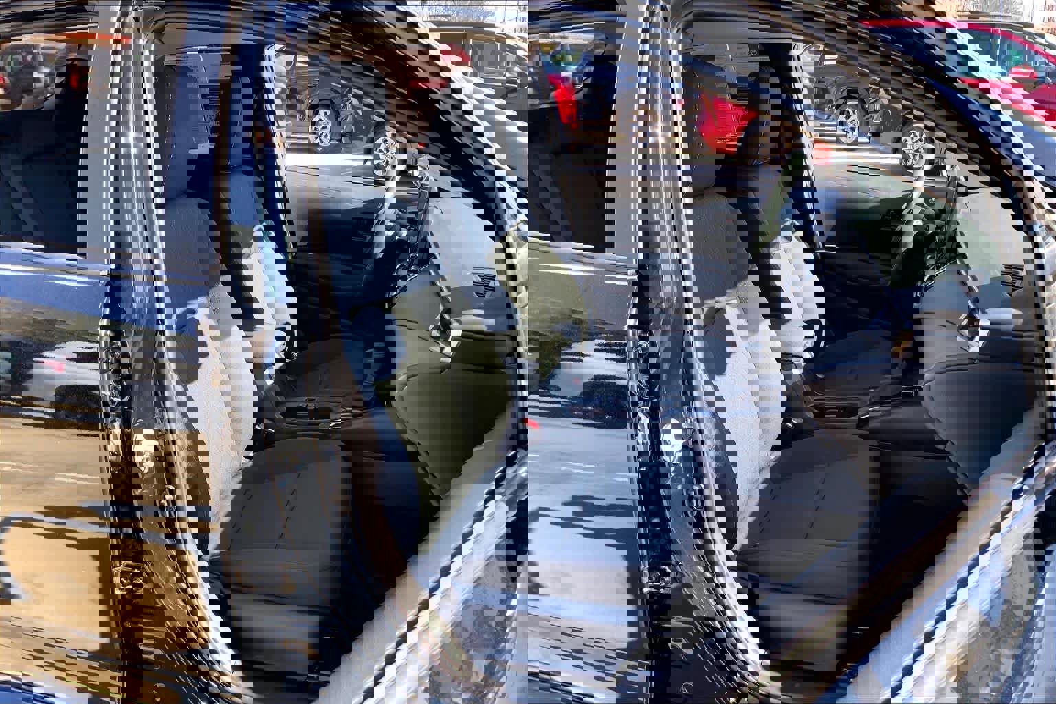 Used 2023 Toyota Corolla LE image 9