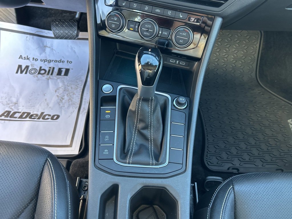 Used 2024 Volkswagen Jetta SEL image 25