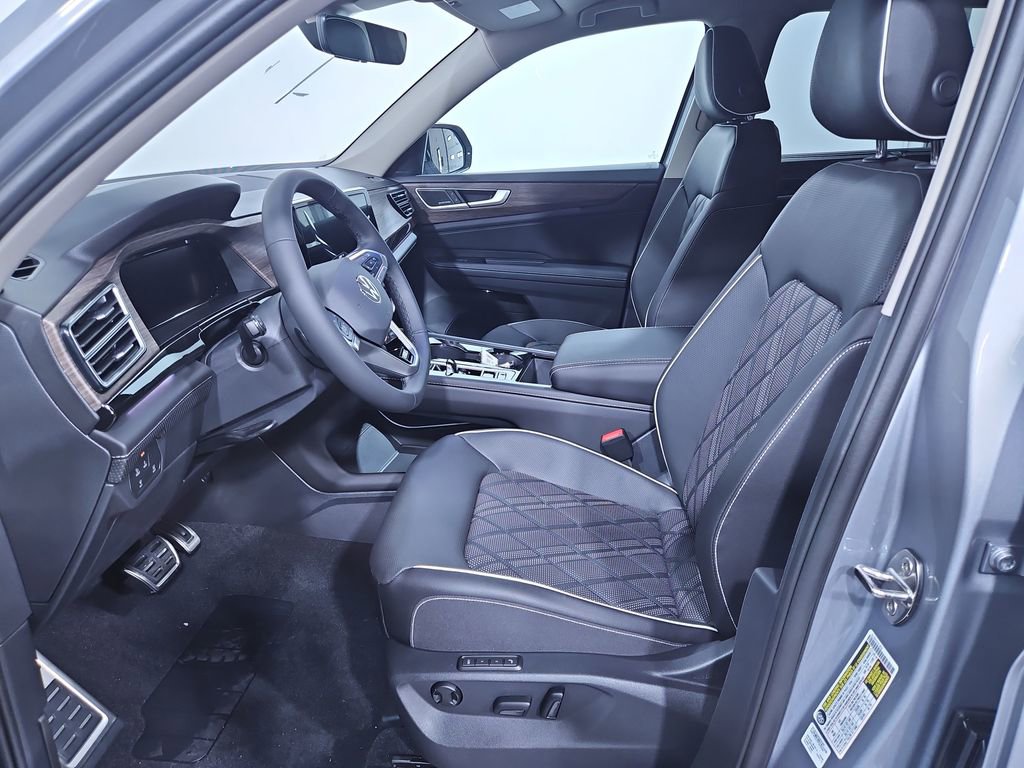 New 2026 Volkswagen Atlas SEL Premium R-Line image 9