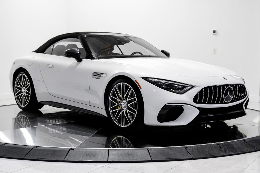 Used 2022 Mercedes-Benz SL 63 AMG 4MATIC image 3