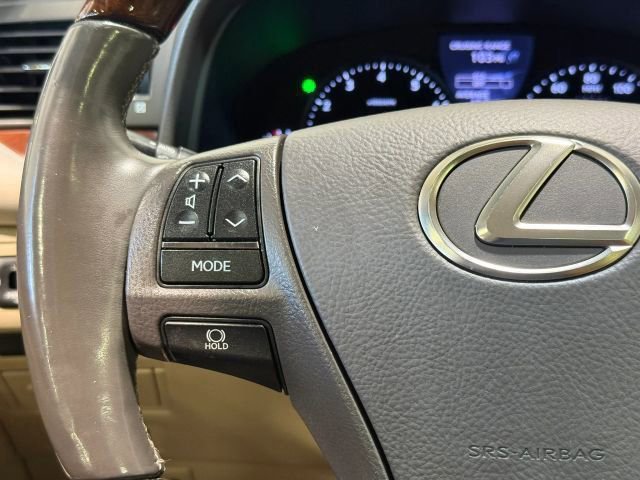 Used 2014 Lexus LS 460 w/ Comfort Package RWD image 16