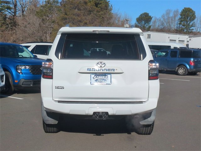 Used 2018 Toyota 4Runner SR5 image 12