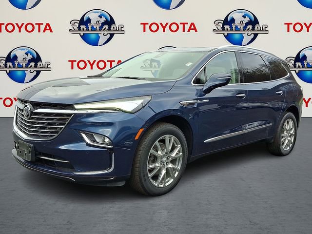 Used 2023 Buick Enclave Essence w/ Experience Buick Package image 3