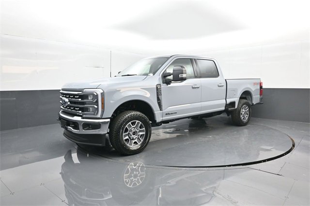 New 2026 Ford F250 Lariat w/ FX4 Off-Road Package image 4