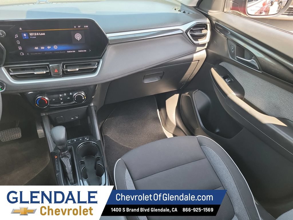 Certified 2025 Chevrolet TrailBlazer LT FWD image 24