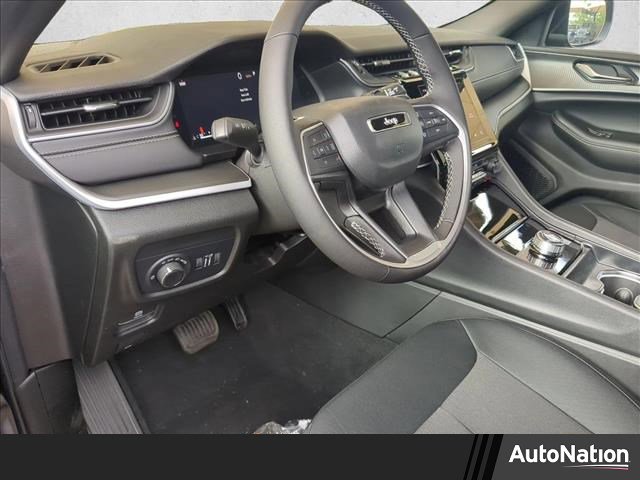 New 2025 Jeep Grand Cherokee Laredo X