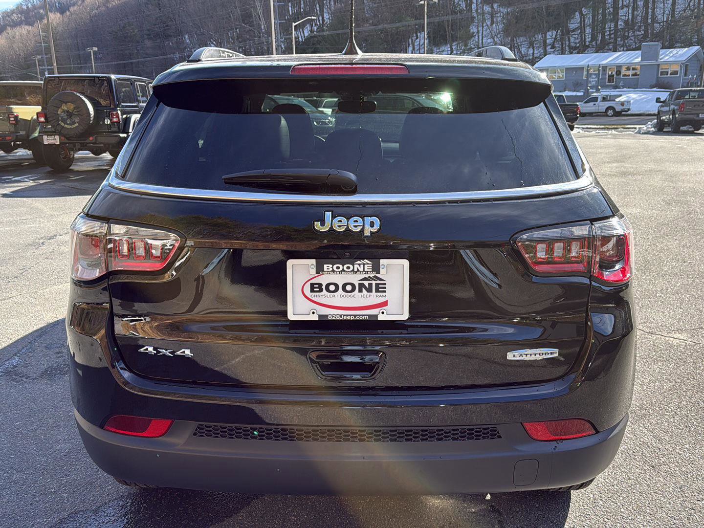 New 2026 Jeep Compass Latitude image 5