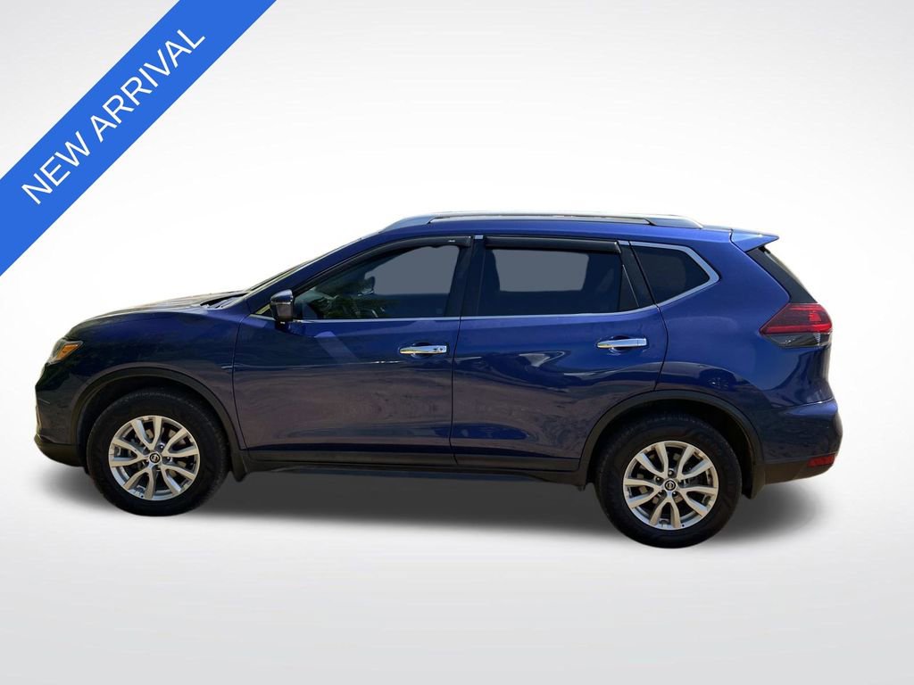 Used 2018 Nissan Rogue SV image 5
