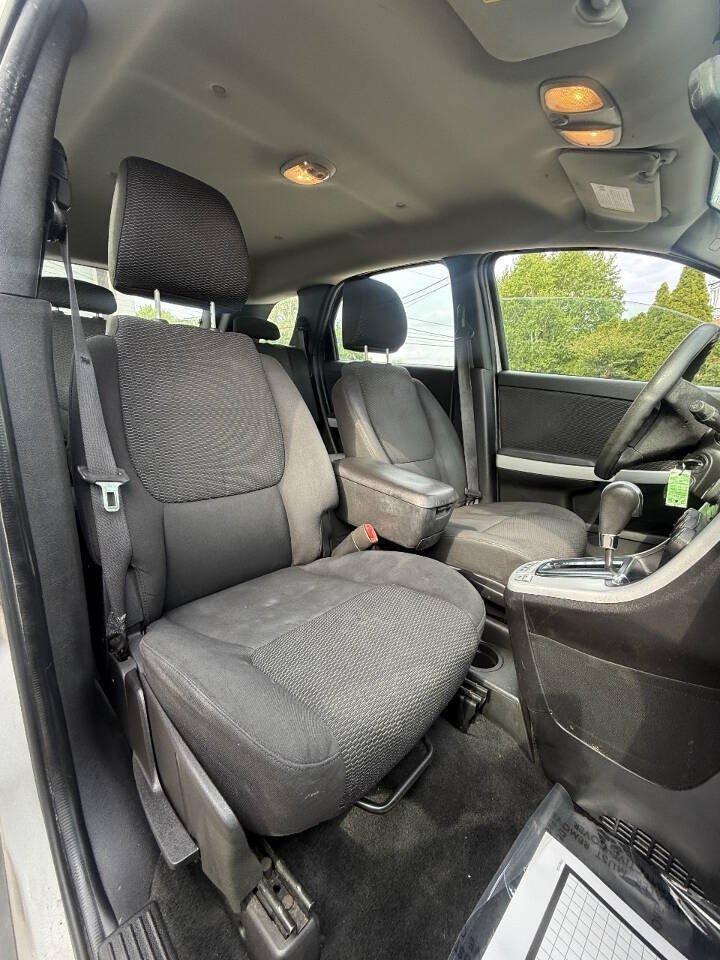 Used 2008 Pontiac Torrent 2WD image 17