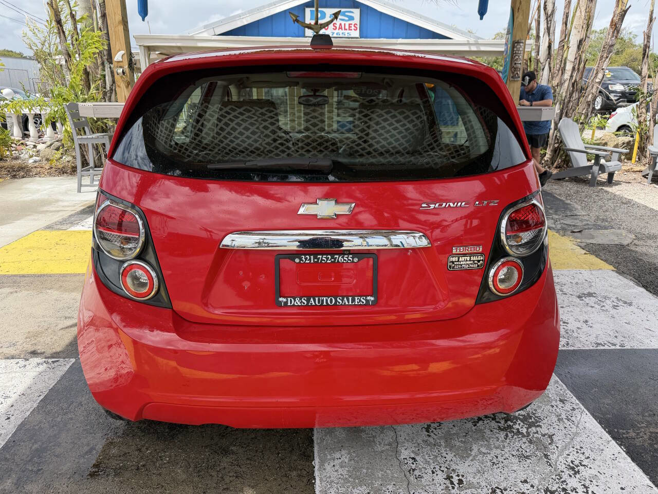 Used 2015 Chevrolet Sonic LTZ FWD image 6