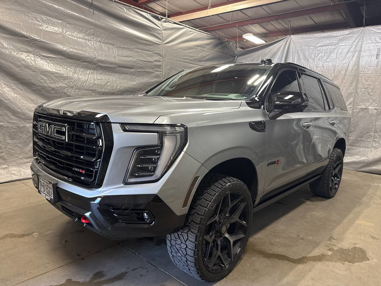 Used 2026 GMC Yukon AT4 w/ AT4 Premium Plus Package image 3