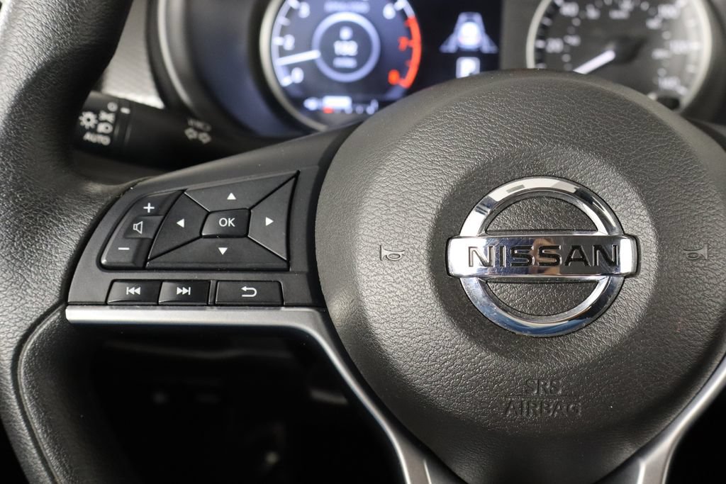 Used 2020 Nissan Kicks SV FWD image 8
