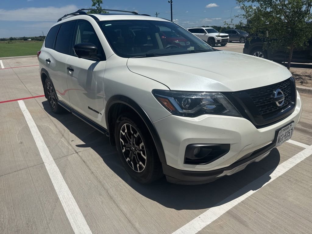 Used 2020 Nissan Pathfinder SL FWD image 2
