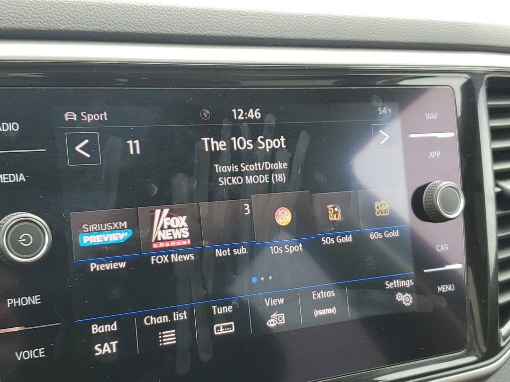 Used 2021 Volkswagen Atlas SEL Premium image 14