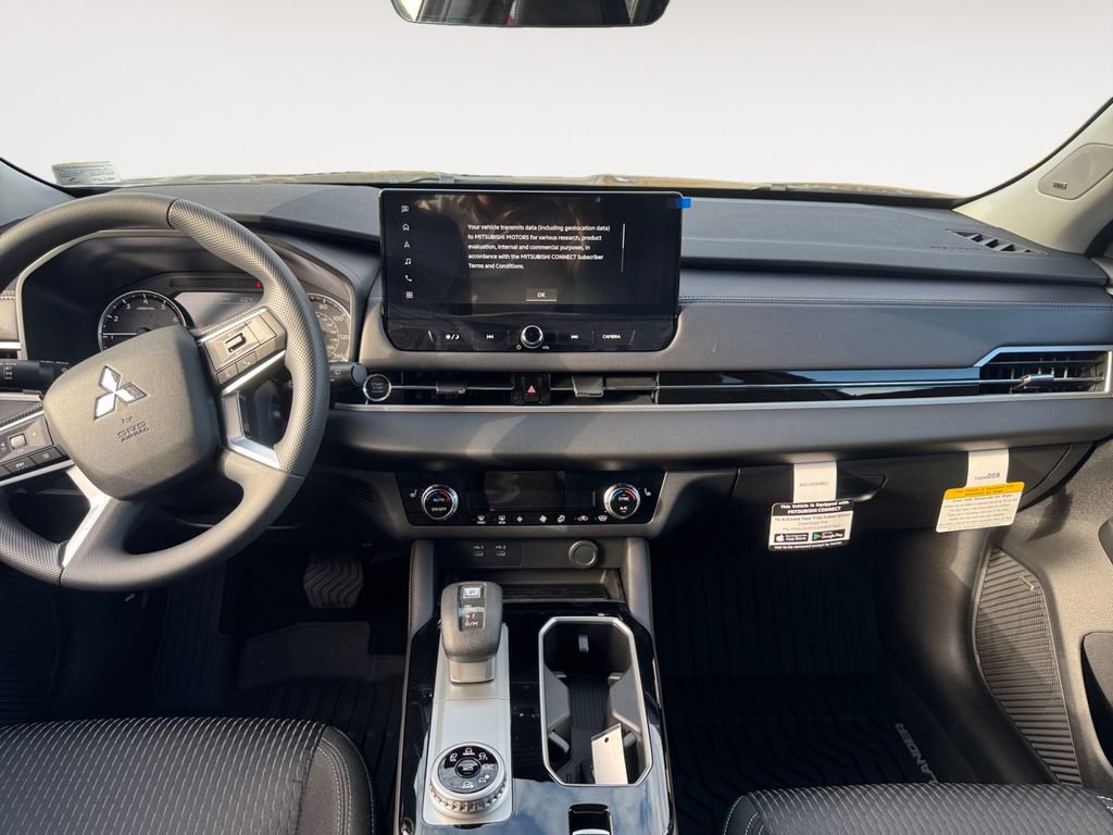 New 2026 Mitsubishi Outlander ES image 11