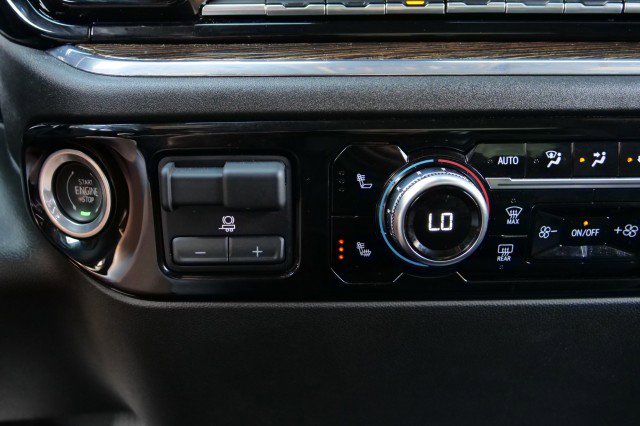 Used 2024 GMC Sierra 3500 SLE w/ SLE Convenience Package image 13