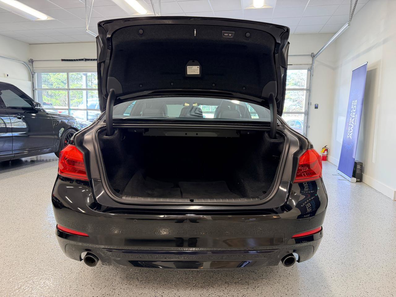 Used 2018 BMW 530i RWD image 39