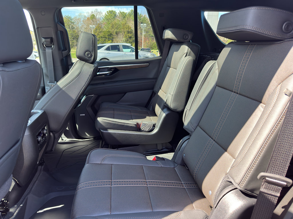 New 2026 Chevrolet Tahoe High Country w/ Sun And Tow Package AWD/4WD image 26