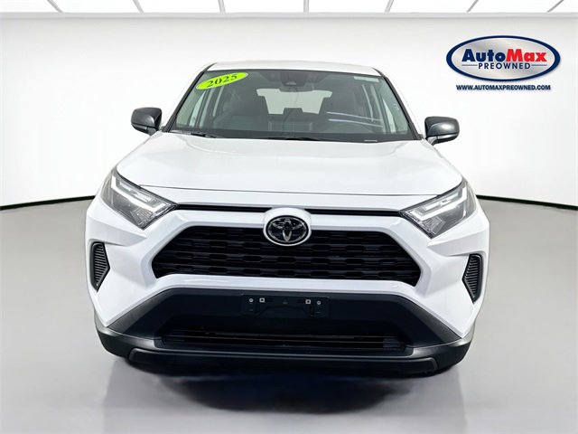 Used 2025 Toyota RAV4 LE image 7
