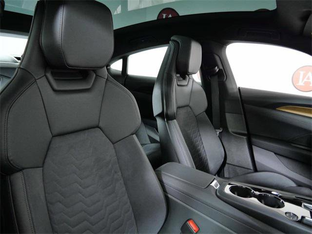 Used 2022 Audi e-tron GT Premium Plus image 13