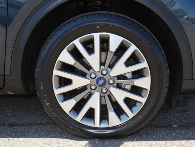 Used 2022 Ford Escape Titanium image 13