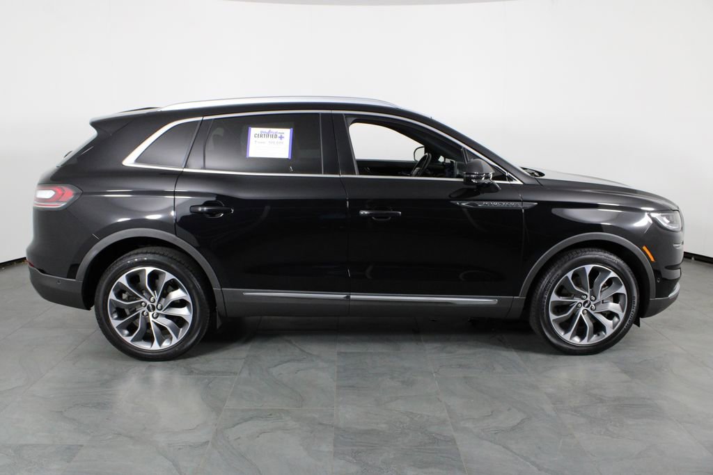 Used 2023 Lincoln Nautilus Reserve w/ Equipment Group 201A AWD/4WD image 14