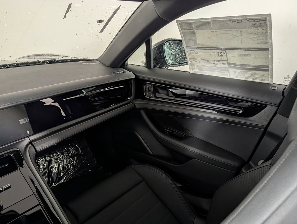 New 2026 Porsche Panamera image 24