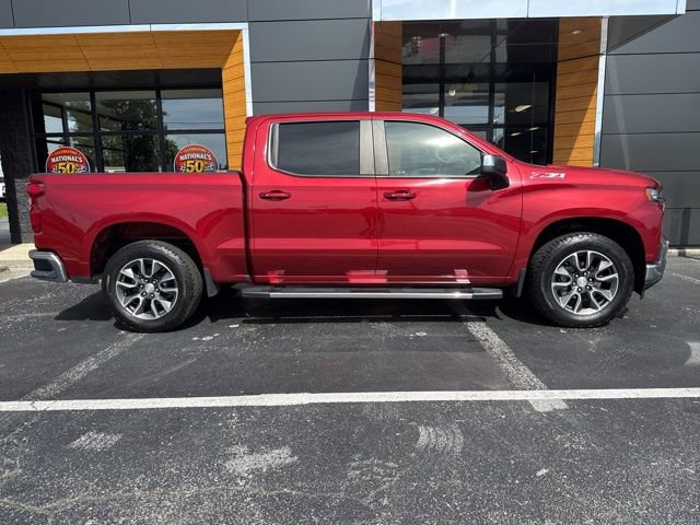 Used 2019 Chevrolet Silverado 1500 LT w/ All-Star Edition AWD/4WD image 2