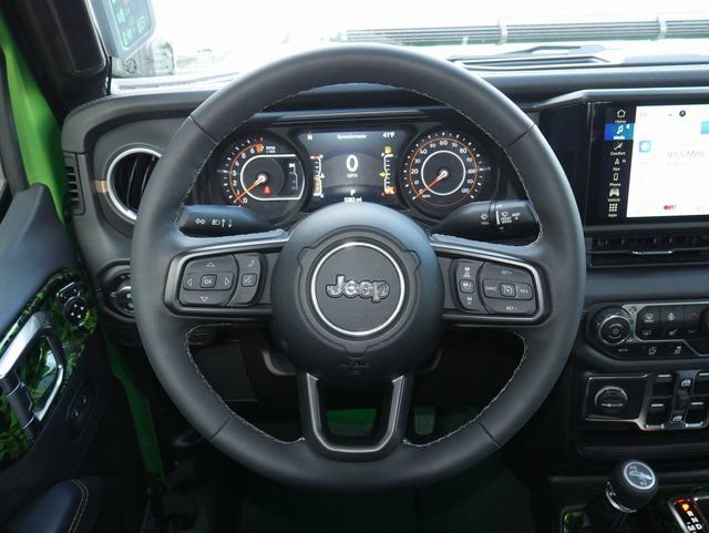 New 2025 Jeep Gladiator Sport w/ Premium Package AWD/4WD image 18