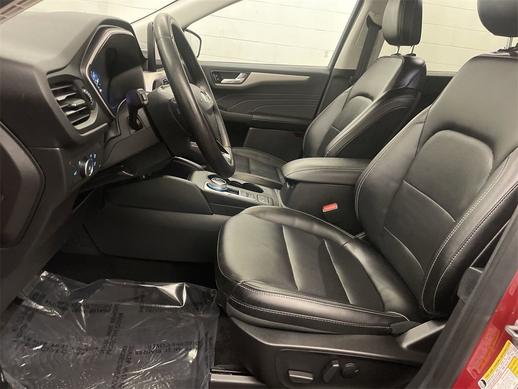 Used 2022 Ford Escape SEL image 13