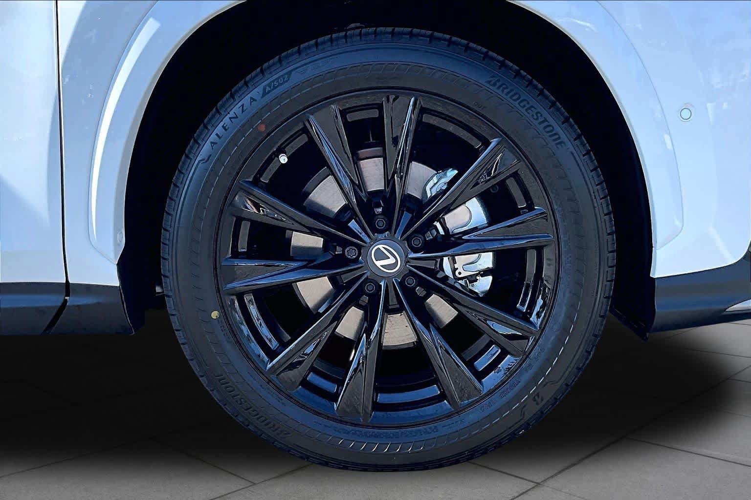New 2026 Lexus NX 350h F Sport w/ Accessory Package (Z1) AWD/4WD image 9