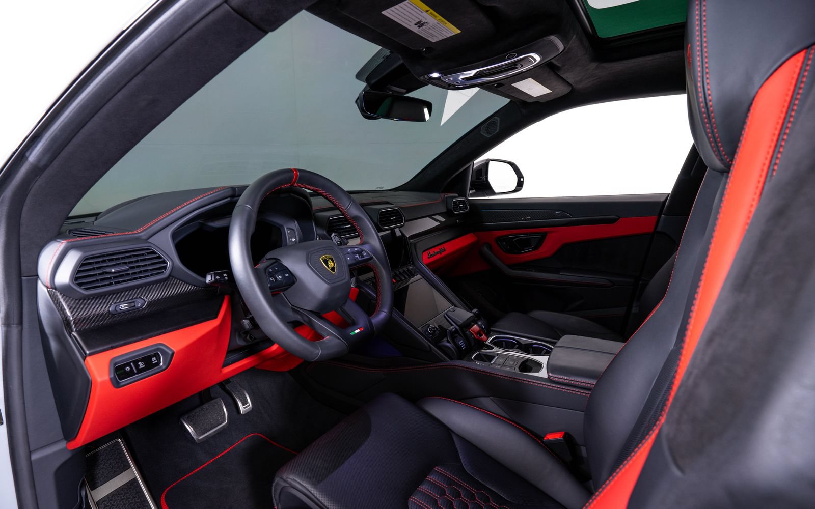 Used 2023 Lamborghini Urus S AWD/4WD image 16