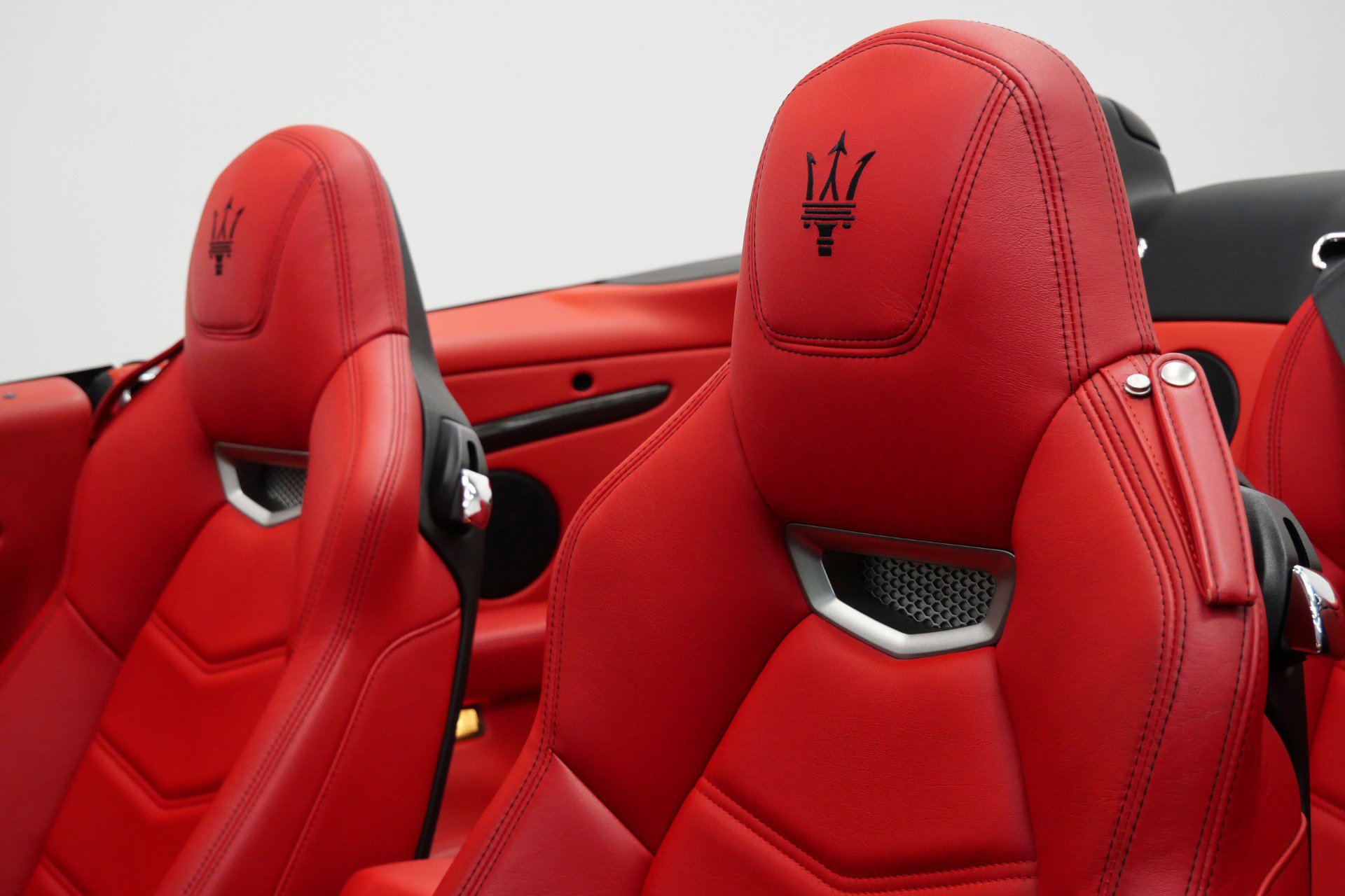 Used 2019 Maserati GranTurismo Sport image 27