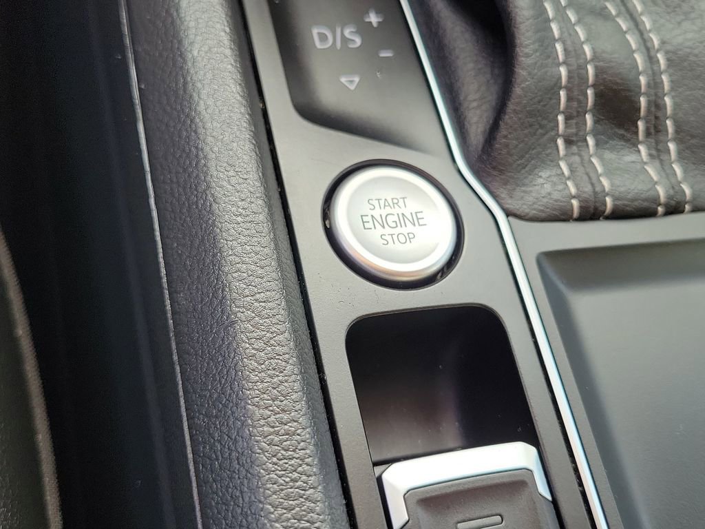 Used 2022 Volkswagen Atlas SE FWD image 16