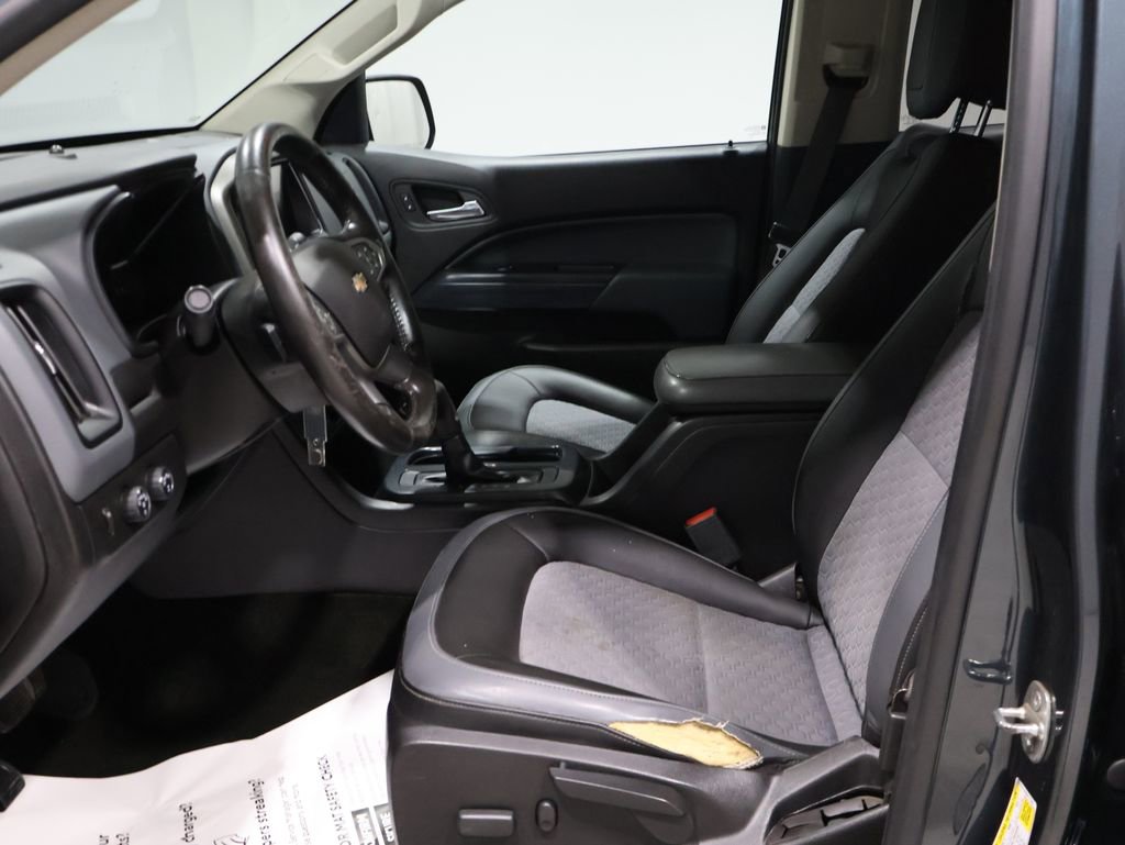 Used 2017 Chevrolet Colorado Z71 image 10