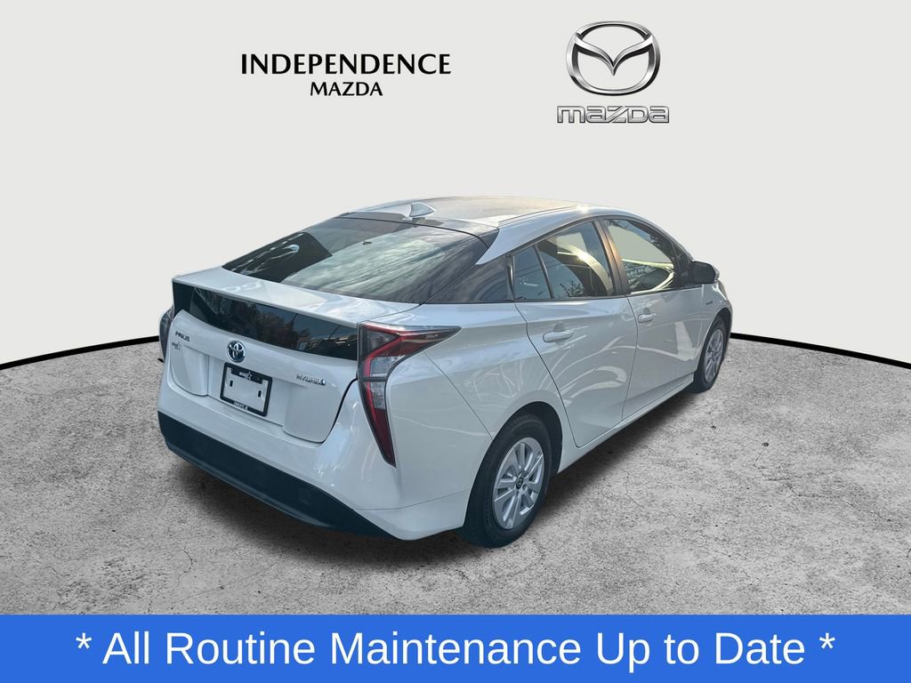 Used 2018 Toyota Prius Four image 3