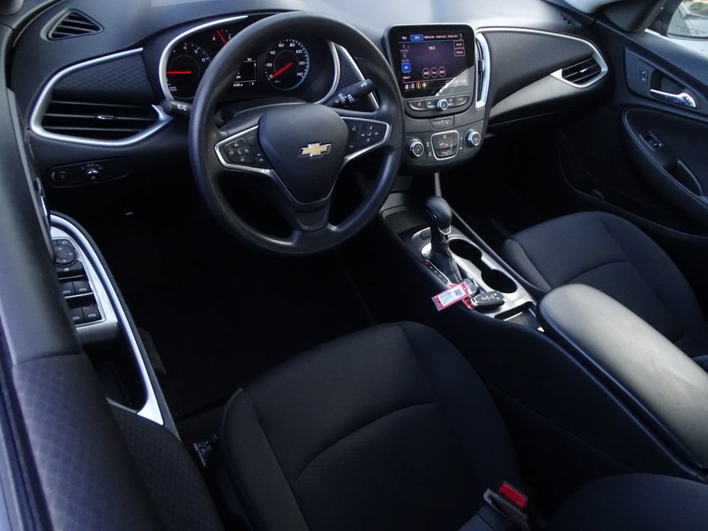 Used 2023 Chevrolet Malibu LS FWD image 7