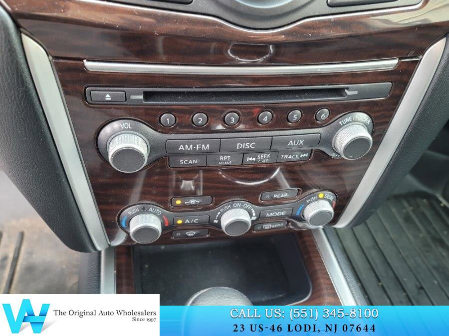 Used 2014 Nissan Pathfinder SL w/ SL Premium Package image 23