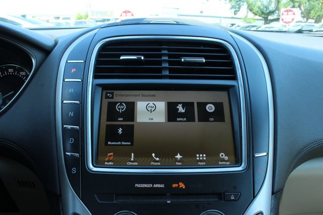 Used 2017 Lincoln MKX Reserve w/ Lincoln MKX Climate Package AWD/4WD image 22