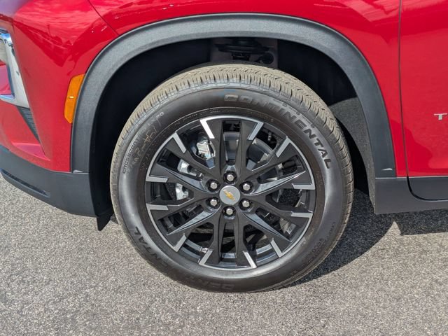 New 2026 Chevrolet Traverse LT w/ Sun and Wheel Package FWD image 8