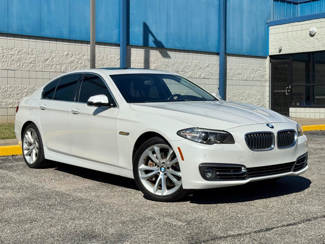 Used 2015 BMW 535i Sedan RWD image 3