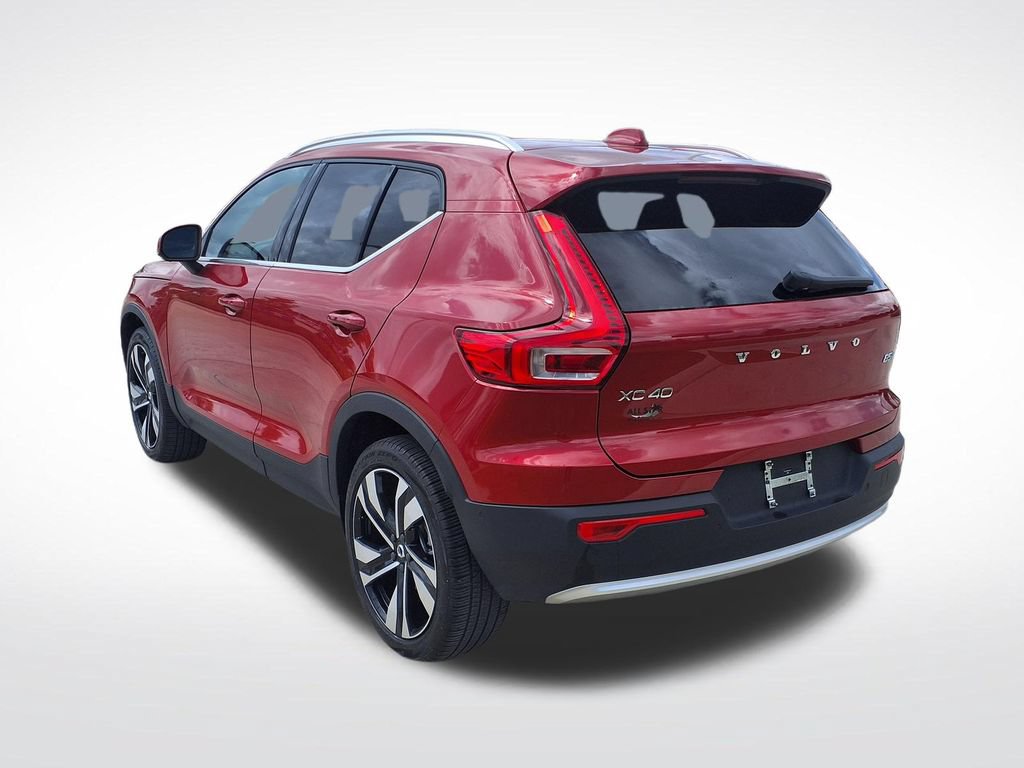 Certified 2023 Volvo XC40 B5 Ultimate w/ Protection Package Premier AWD/4WD image 6