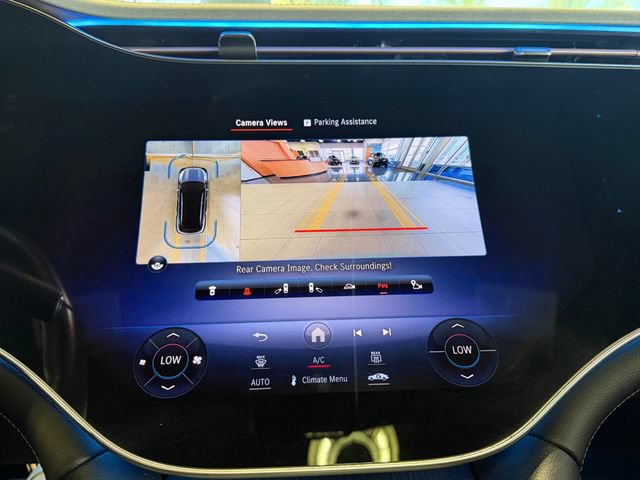 Used 2023 Mercedes-Benz EQS 580 4MATIC SUV image 34