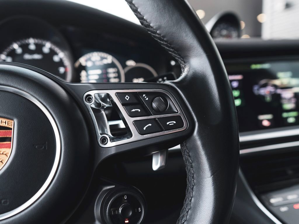 Used 2019 Porsche Panamera Turbo image 21