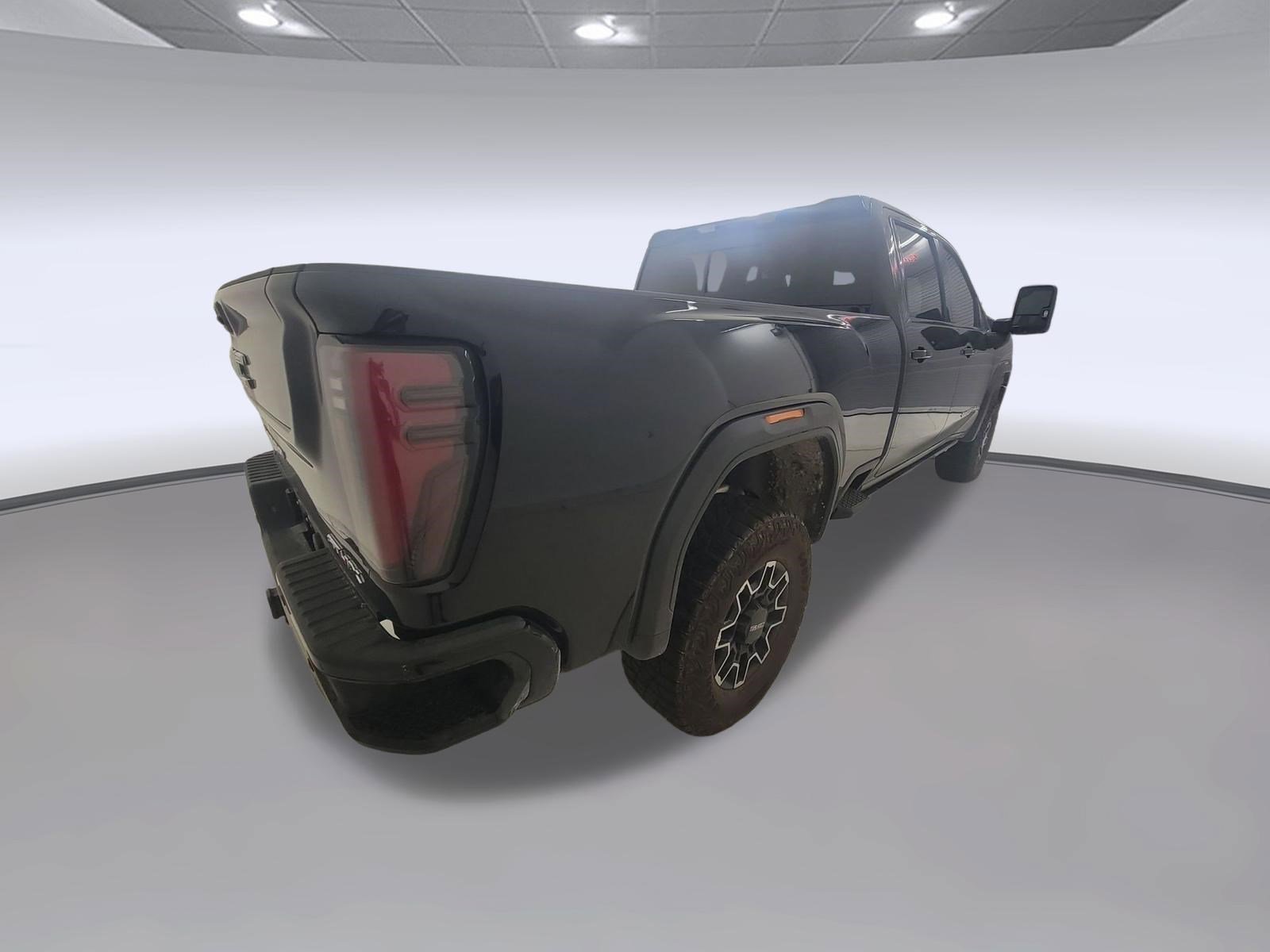 Used 2026 GMC Sierra 2500 AT4X image 7