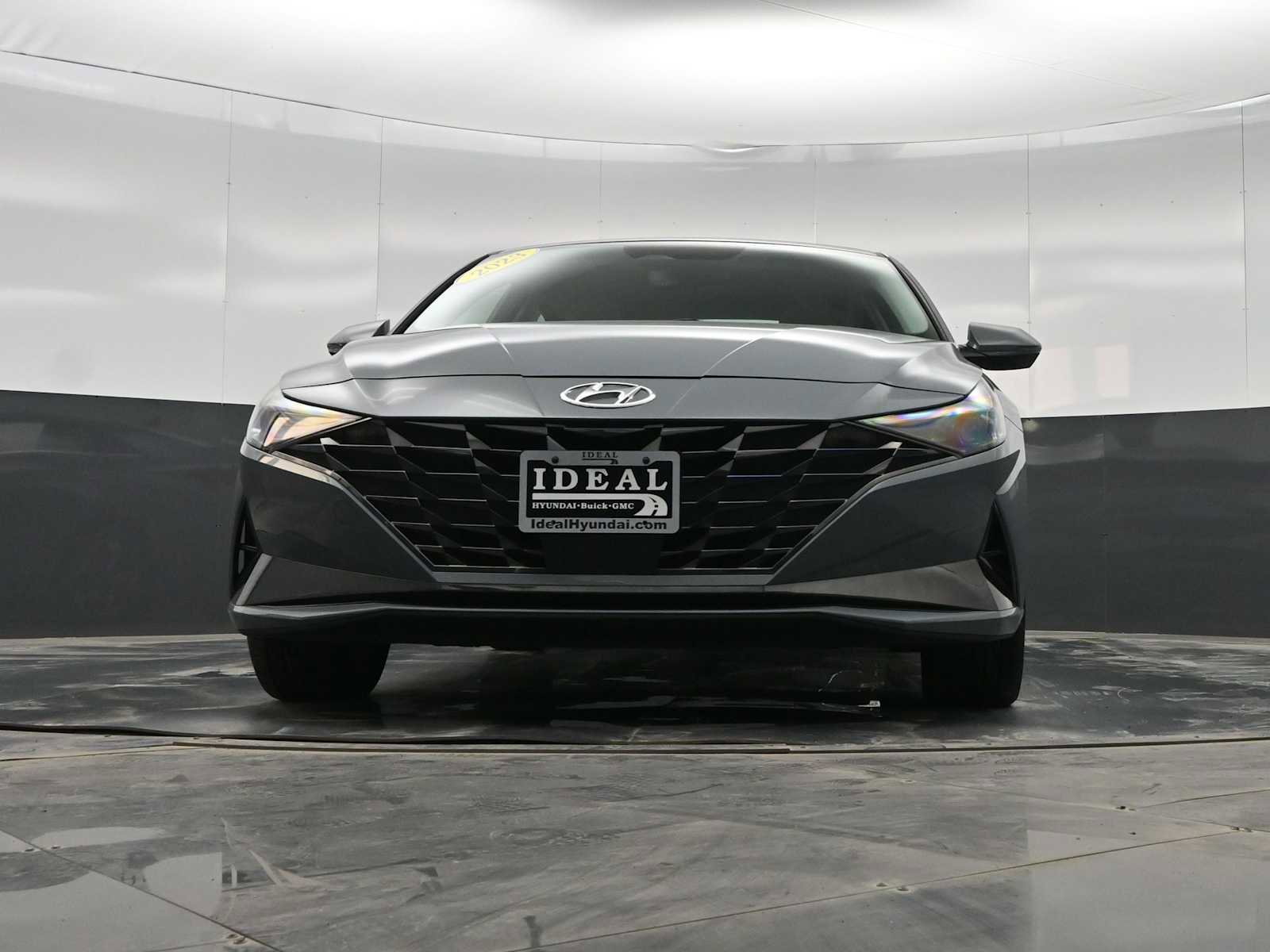 Used 2023 Hyundai Elantra Limited image 31