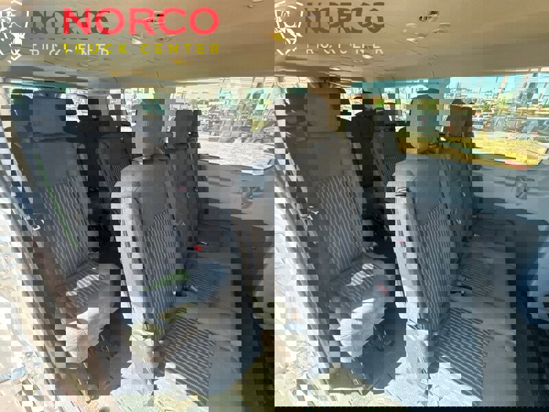 Used 2016 Ford Transit 350 XLT image 12