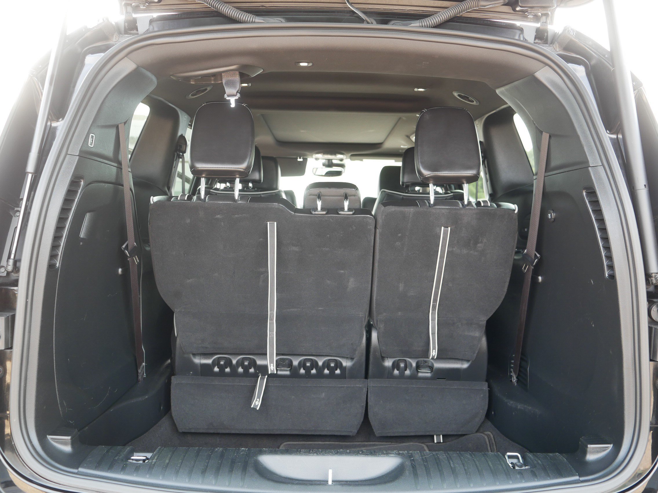 Used 2025 Chrysler Pacifica Limited FWD image 18