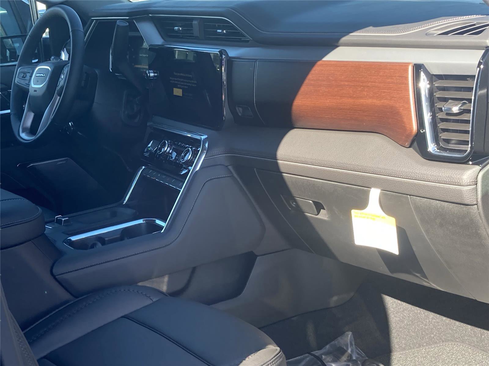 New 2026 GMC Sierra 2500 Denali w/ Denali Reserve Package image 12