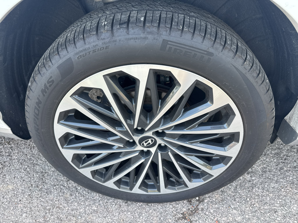 Certified 2026 Hyundai Palisade Calligraphy AWD/4WD image 3